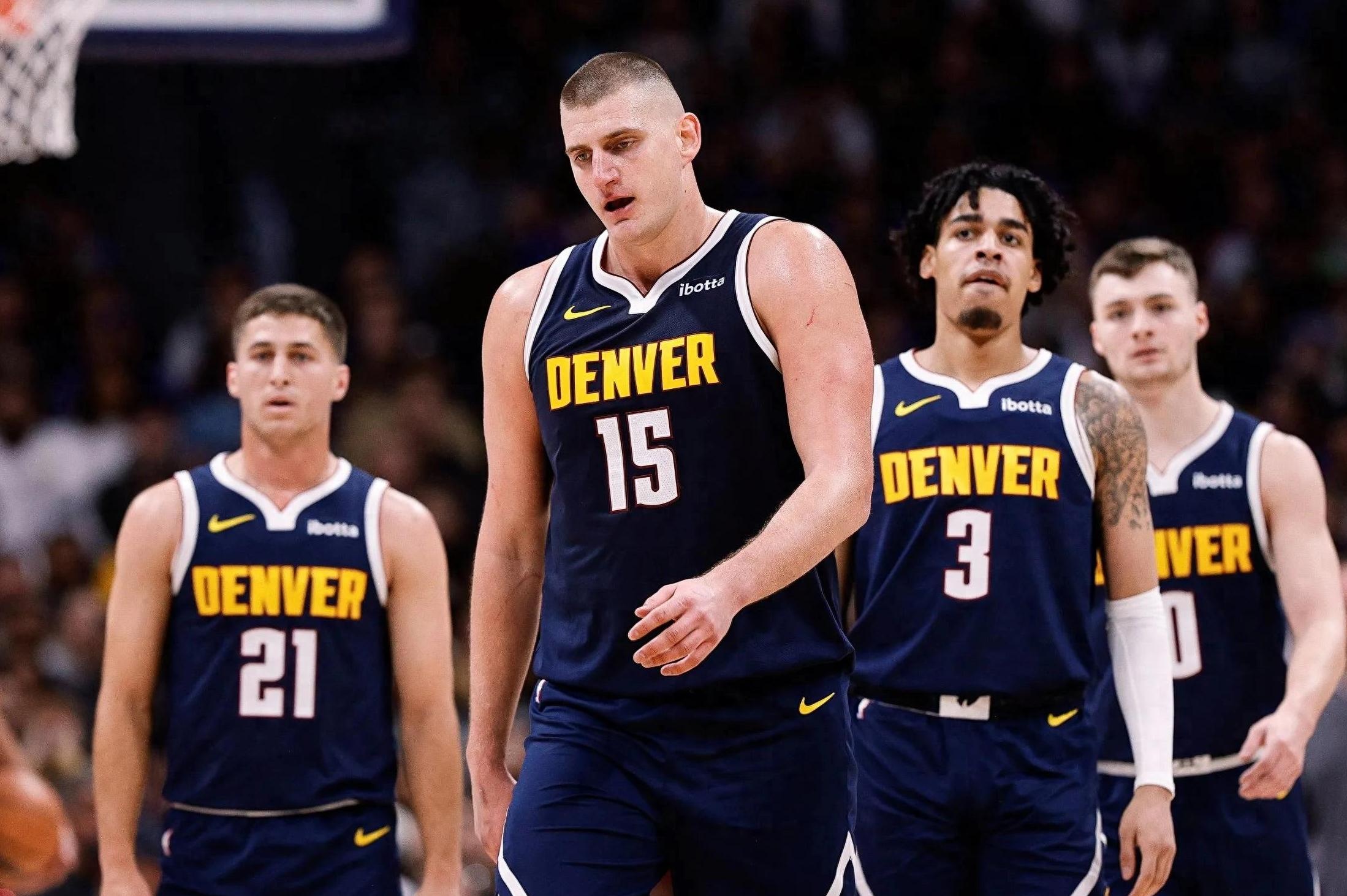 满冠体育官网包含NBA总决赛今夜再迎强敌，广州队更衣室发声，主帅态度——质疑声仍在，更衣室氛围转暖的词条